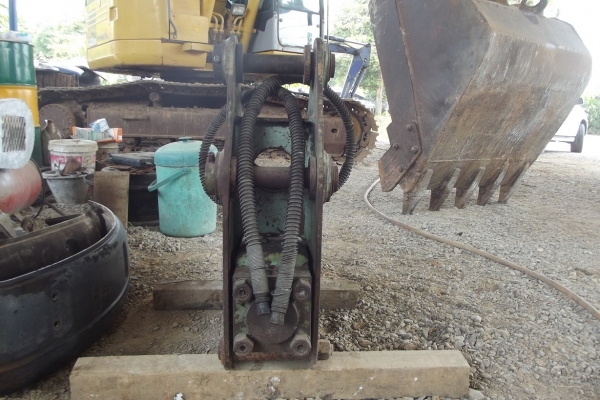 ขายหัวเจาะกระแทกติดรถแบคโฮ ขายหัวเจาะกระแทกติดรถแบคโฮ