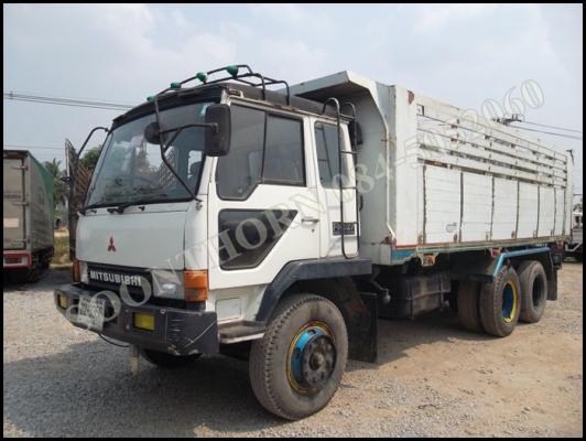 ขายด่วน รถบรรทุก 10 ล้อดั้ม MITSUBISHI FN 527MA 195 แรง /2เพลา สภาพสวย พร้อมใช้ ราคาสุดคุ้ม