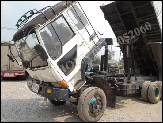 ขายด่วน รถบรรทุก 10 ล้อดั้ม MITSUBISHI FN 527MA 195 แรง /2เพลา สภาพสวย พร้อมใช้ ราคาสุดคุ้ม