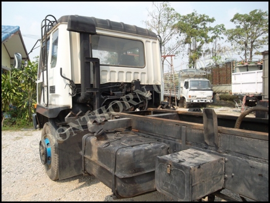 ขายด่วน รถบรรทุก 10 ล้อดั้ม MITSUBISHI FN 527MA 195 แรง /2เพลา สภาพสวย พร้อมใช้ ราคาสุดคุ้ม