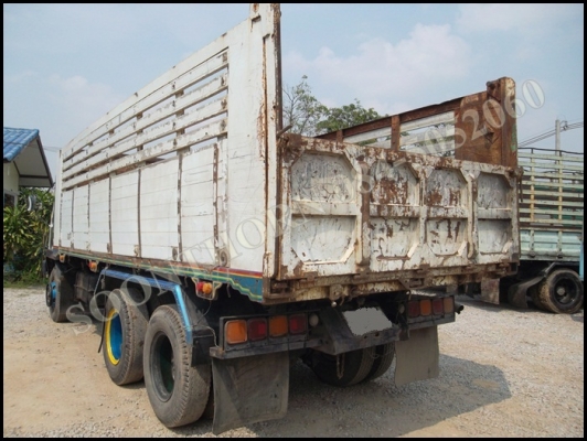 ขายด่วน รถบรรทุก 10 ล้อดั้ม MITSUBISHI FN 527MA 195 แรง /2เพลา สภาพสวย พร้อมใช้ ราคาสุดคุ้ม