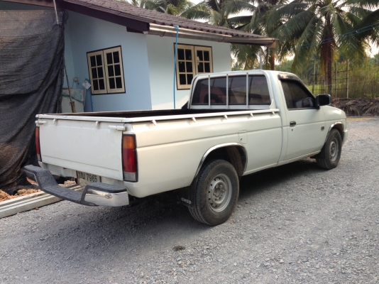 ขายด่วน NISSAN BIGM ฝาแดง เครื่อง 2.5 รถบ้านพร้อมใช้งาน ขายด่วน NISSAN BIGM ฝาแดง เครื่อง 2.5 รถบ้านพร้อมใช้งาน