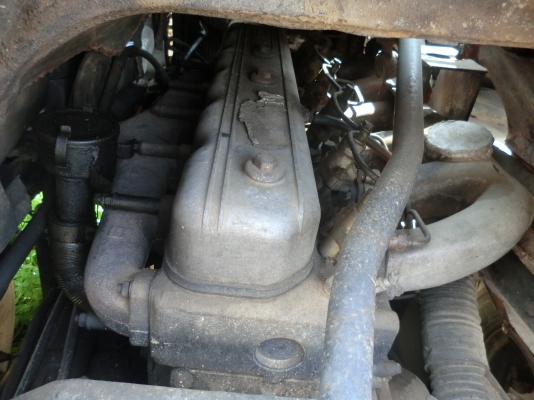 รถฮีโน่ KM310 หัวเก๋ง+คัชชี เปลี่ยนเครื่องเป็น 6BB รถฮีโน่ KM310 หัวเก๋ง+คัชชี เปลี่ยนเครื่องเป็น 6BB