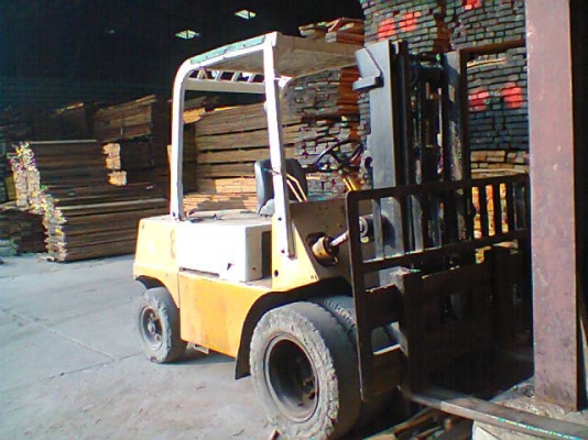 รถโฟร์คลิฟท์ โตโยต้า 4 ตัน เครื่องดีเซล เกียร์ออโต้ แรง