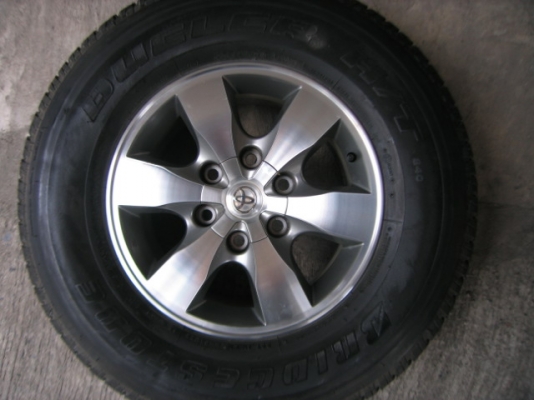 ขายล้อแม็กขอบ 16 ฟอจูนเนอร์พร้อมยาง