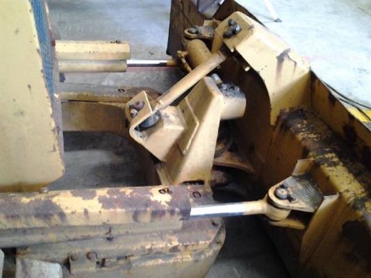 D20P-6 # 61891 รถดันดิน นำเข้าจากญี่ปุ่น โทร.กุ้ง:TOS:081-3062283