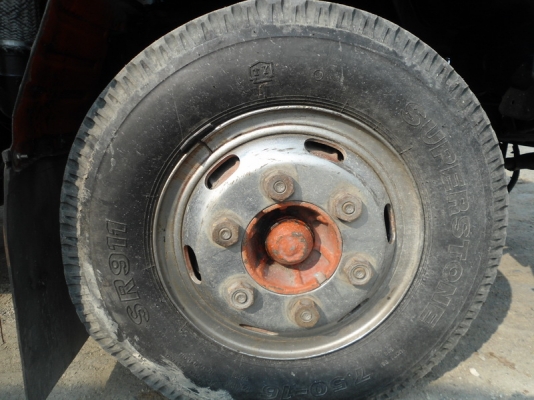 ขายรถ 6ล้อ NPR ยาว 5เมตร ยี่ห้อ Isuzu, สีฟ้า-ขาว