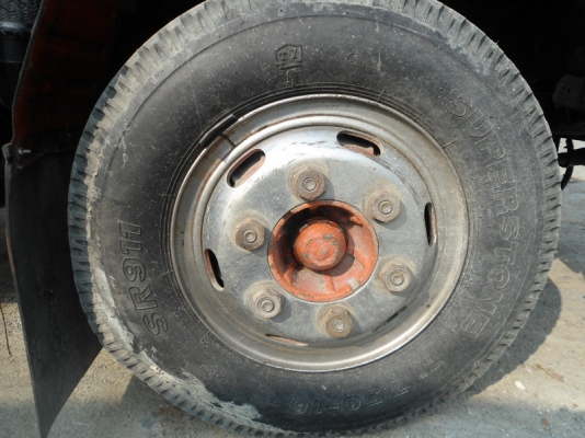 ขายรถ 6ล้อ NPR ยาว 5เมตร ยี่ห้อ Isuzu, สีฟ้า-ขาว