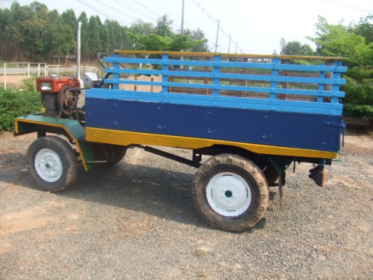 ขายอีแต๋น  พร้อมเครื่อง ยันม่าร์  10 แรง  จ้าวพลัง  ครับ