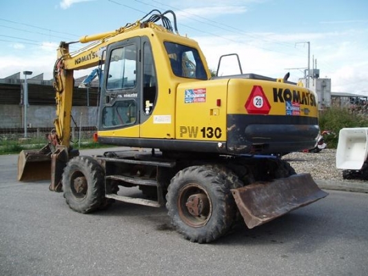 PW130-6 # K30332 1999yr 5700hrs.