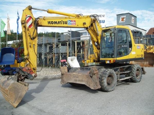 PW130-6 # K30332 1999yr 5700hrs.