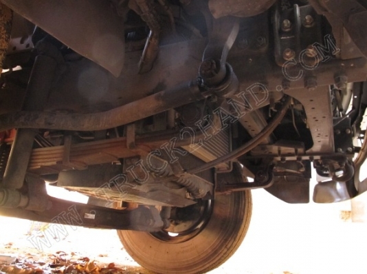 รถบรรทุก 6 ล้อ ยี่ห้อ HINO