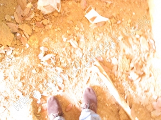 รถบรรทุก 6 ล้อ ยี่ห้อ HINO