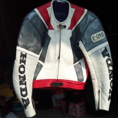 ▄︻┻═┳一หนาวแล้ว เสื้อหนังช้างแท้ๆ honda::======>>