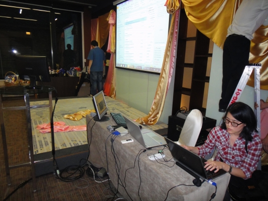 รับออกงานคาราโอเกะราคากันเองราคาเริ่มต้นที่2500บาทตามระยะทางและจำนวนแขกครับ