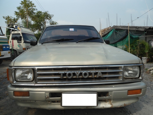 ขายรถกะบะ Toyota หัวเดียวเดิมๆ สีเหลือง-ทอง ปี 1988 ขายรถกะบะ Toyota หัวเดียวเดิมๆ สีเหลือง-ทอง ปี 1988