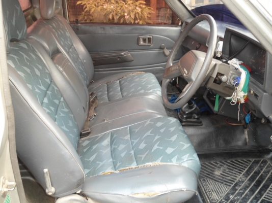 ขายรถกะบะ Toyota หัวเดียวเดิมๆ สีเหลือง-ทอง ปี 1988 ขายรถกะบะ Toyota หัวเดียวเดิมๆ สีเหลือง-ทอง ปี 1988