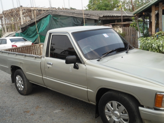 ขายรถกะบะ Toyota หัวเดียวเดิมๆ สีเหลือง-ทอง ปี 1988 ขายรถกะบะ Toyota หัวเดียวเดิมๆ สีเหลือง-ทอง ปี 1988