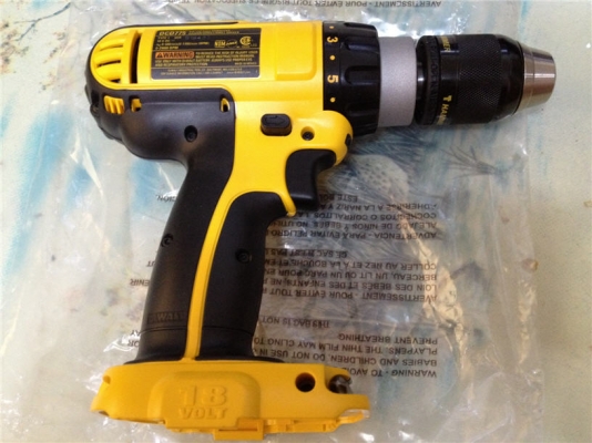 สว่านกระแทกไร้สาย DeWALT Hammer Drill DCD775 18V Made in Maxico