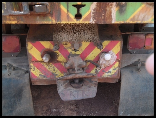 สิบล้อ 3M มีชุดลาก สภาพสวยๆ