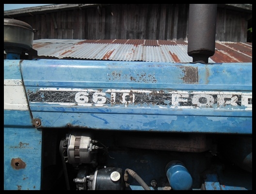 รถไถ 77T1 สภาพดี พร้อมใช้งาน