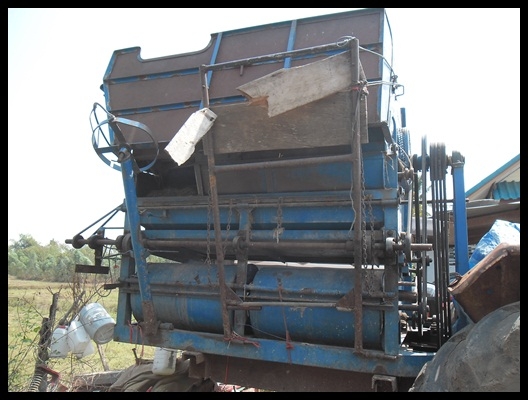 รถไถ 77T1 สภาพดี พร้อมใช้งาน