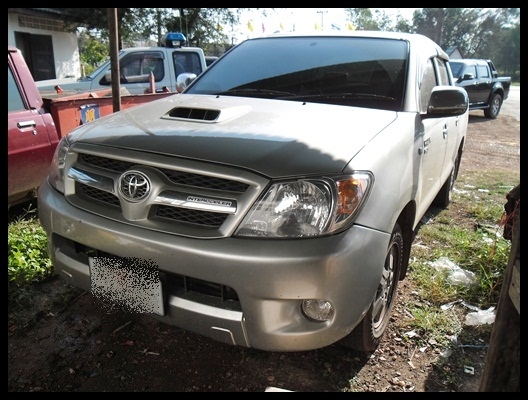 วีโก้ 4 ประตู สภาพดีสวยๆ หน้าไม่เดิมตอกหมายเลขครัชซีใหม่