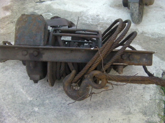 วิ้นติดรถ6ล้อสำหรับรถสไลต์พร้อมสลิงลาก ของjapanราคา18,000บาท