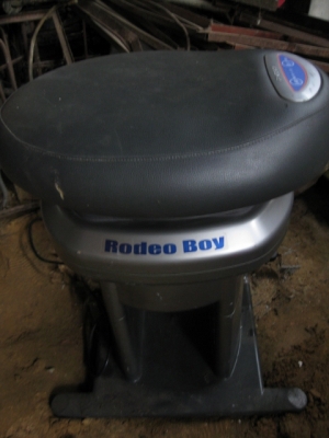 ขาย-เครื่องออกกำลังกายแบบม้าโยกไฟฟ้ายี่ห้อ THRIV E รุ่น Rodeo boy ไฟ 125V