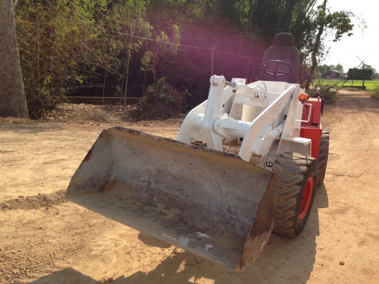 รถตักTCM 808 เครื่องยนต์ดีเซลคูโบต้า 4 สูบ ตักได้ 1คิว