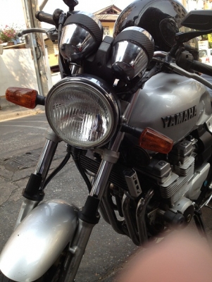 XJR400ปี2000inv.แต่มีทะเบียนแปะไว้ให้แค่63000