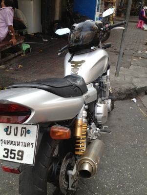 XJR400ปี2000inv.แต่มีทะเบียนแปะไว้ให้แค่63000