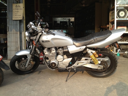 XJR400ปี2000inv.แต่มีทะเบียนแปะไว้ให้แค่63000