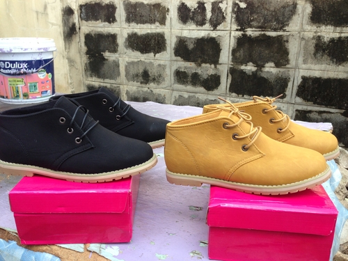 ร้องเท้าใหม่ไว้ไส่ขับรถ399ทุกคู่คับ ร้องเท้าใหม่ไว้ไส่ขับรถ399ทุกคู่คับ