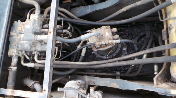 SUMITTOMO  SH200  ติดต่อปารวี 0839686255 ค่ะ