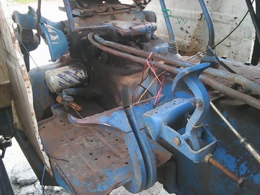 ขายรถไถ FORD 77 T3 ถูกๆ เดิมๆๆตามสภาพตามรูป สอบถามได้ ขายรถไถ FORD 77 T3 ถูกๆ เดิมๆๆตามสภาพตามรูป สอบถามได้