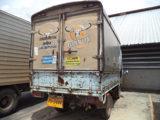 ขายรถบรรทุก 4 ล้อ ตู้ ISUZU รถน้ำมัน