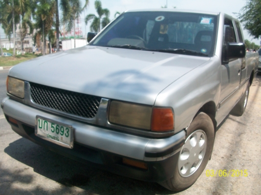 ISUZU TFR เครื่องแน่น สภาพสวย พวงมาลัยเพาเวอร์ พร้อมวิ้งใช้งาน