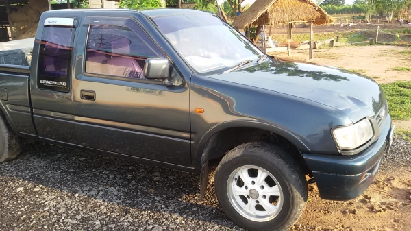 เพียง175000   ISUZU DRAGON  SPACECAB  SX  2800 TURBO รถพร้อมทุกอย่าง  เครื่องฟิตติดง่าย แคชซีสวย แอร์เย็นหนาวจัด พวงมาลัยเพาเวอร์ภายนอก  และภายในสวยกิ๊ป  รถพร้อมใช้ทะเบียนไม่ขาด เอกสารพร้อมโอน