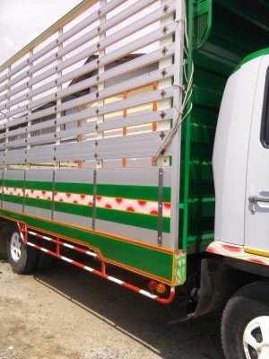 ขาย รถ6ล้อคอก ยาว5.50เมตร โทร081-401-2955