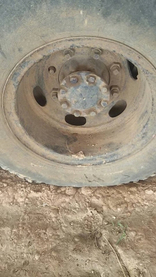 ขายด่วน!!! สิบล้อหัวยาว หางปลา ขายด่วน!!! สิบล้อหัวยาว หางปลา