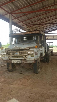 ขายด่วน!!! สิบล้อหัวยาว หางปลา