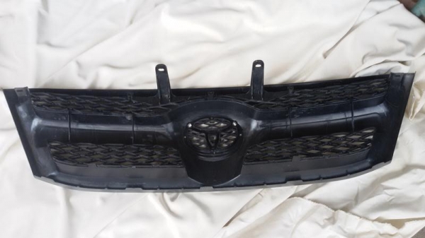 ขายกระจังหน้าเดิม วีโก้ของแท้ สภาพสวย สีบรอนท์ สภาพดีมาก ขายกระจังหน้าเดิม วีโก้ของแท้ สภาพสวย สีบรอนท์ สภาพดีมาก