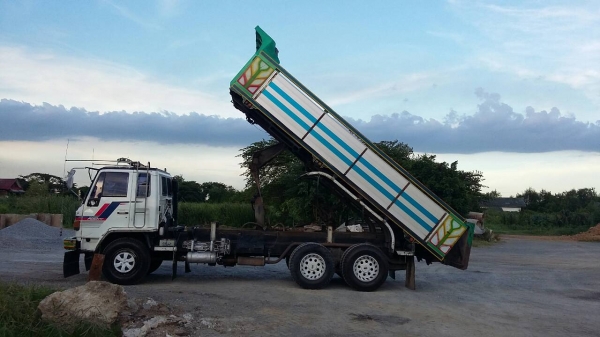 ขายรถดั้ม 10 ล้อ 2 เพลา ISUZU ROCKY 175 แรง เบรคทิฟฟี่ ยางใหม่ 086-8053-515 ขายรถดั้ม 10 ล้อ 2 เพลา ISUZU ROCKY 175 แรง เบรคทิฟฟี่ ยางใหม่ 086-8053-515