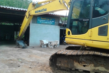 ขาย รับทำ บุ้งกี้ สับต้นปาล์ม แบคโฮ ทุกรุ่นครับ