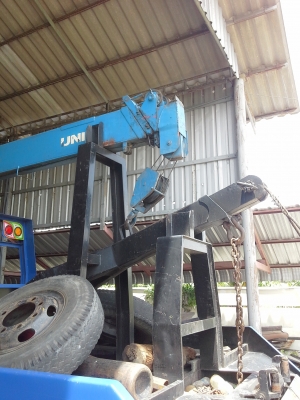 ขายเครนUNIC 4.5ตัน4ปอก3ชัก