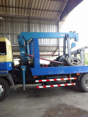 ขายเครนUNIC 4.5ตัน4ปอก3ชัก