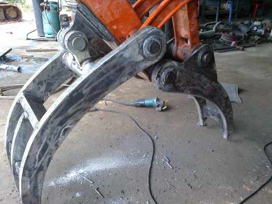 หัว คีบไม้ แมคโฮทุกรุ่น หัว คีบไม้ แมคโฮทุกรุ่น