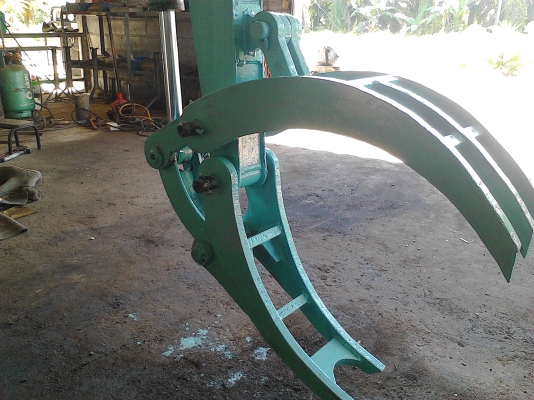 หัว คีบไม้ แมคโฮทุกรุ่น หัว คีบไม้ แมคโฮทุกรุ่น