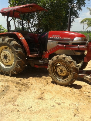 รถไถยันมาร์453t พร้อมอุปกรณ์2ชิ้น ใบดัน ผาน6cmt